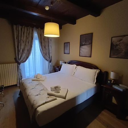 Hotel Jumeaux بيريوِل تْشيرفينيا المظهر الخارجي الصورة