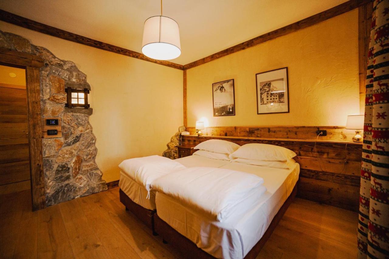 Hotel Jumeaux بيريوِل تْشيرفينيا المظهر الخارجي الصورة