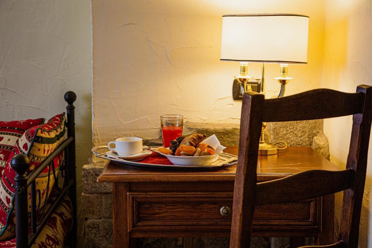 Hotel Jumeaux بيريوِل تْشيرفينيا المظهر الخارجي الصورة