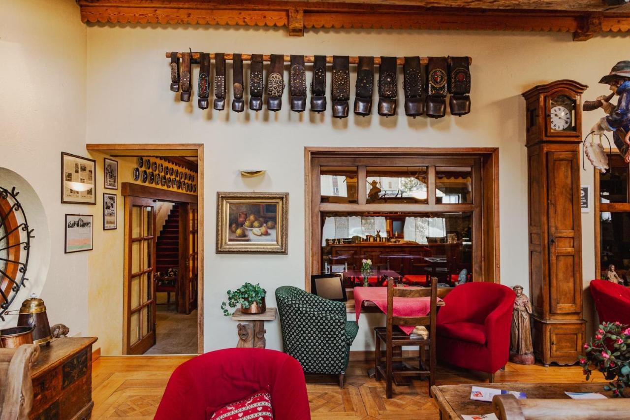 Hotel Jumeaux بيريوِل تْشيرفينيا المظهر الخارجي الصورة