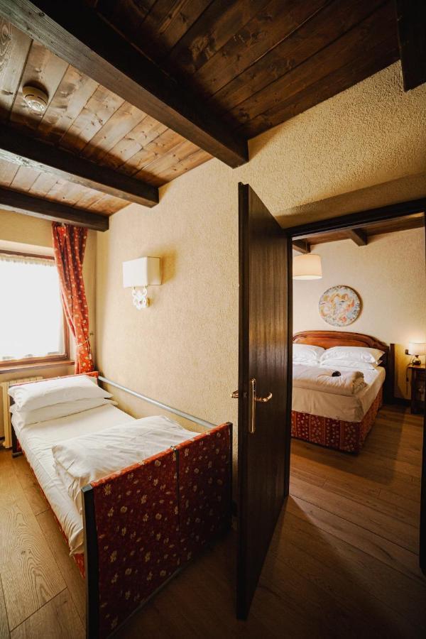 Hotel Jumeaux بيريوِل تْشيرفينيا المظهر الخارجي الصورة