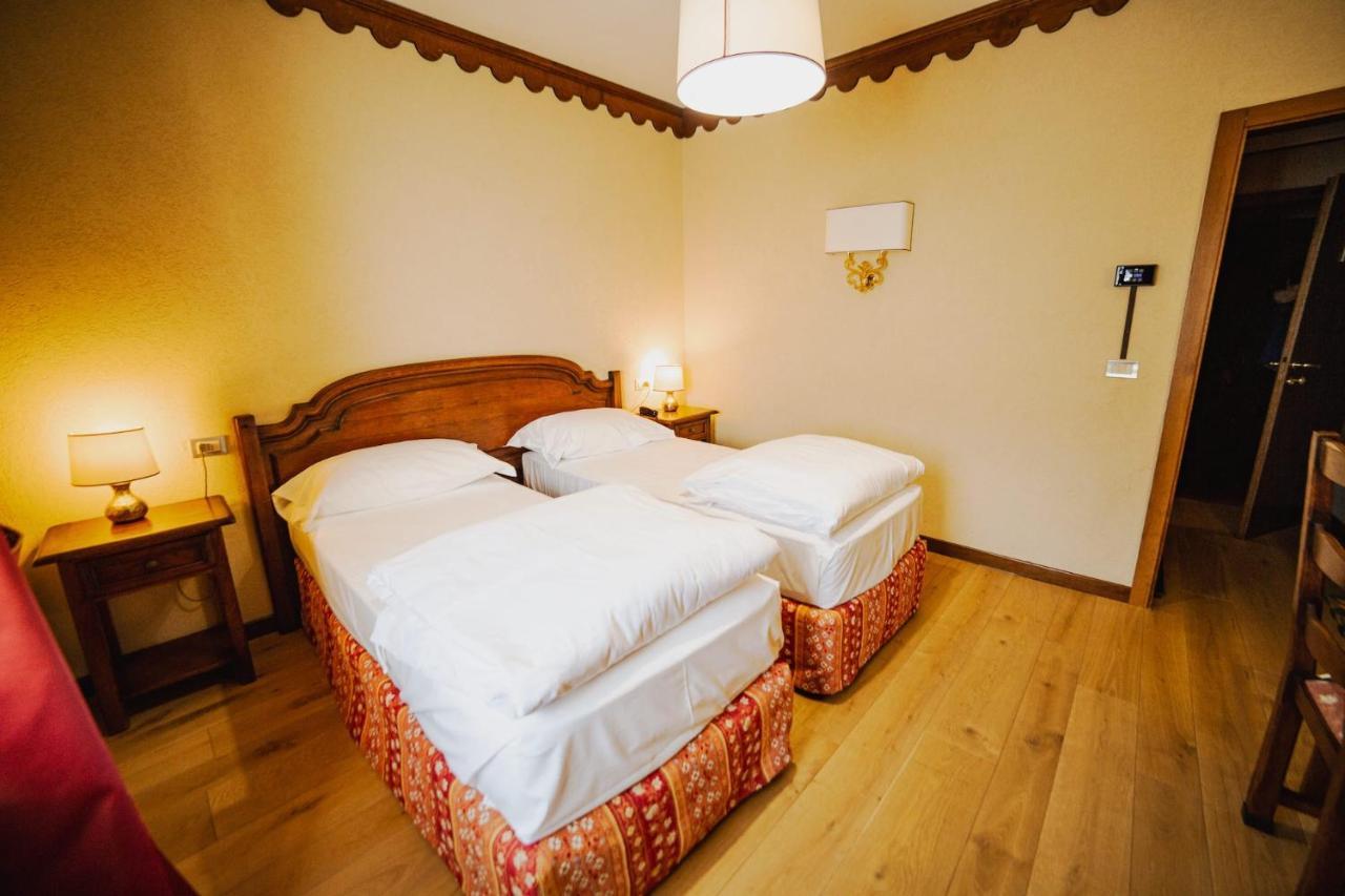 Hotel Jumeaux بيريوِل تْشيرفينيا المظهر الخارجي الصورة