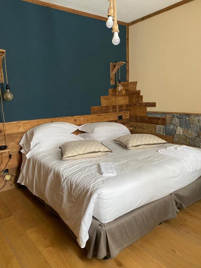 Hotel Jumeaux بيريوِل تْشيرفينيا المظهر الخارجي الصورة
