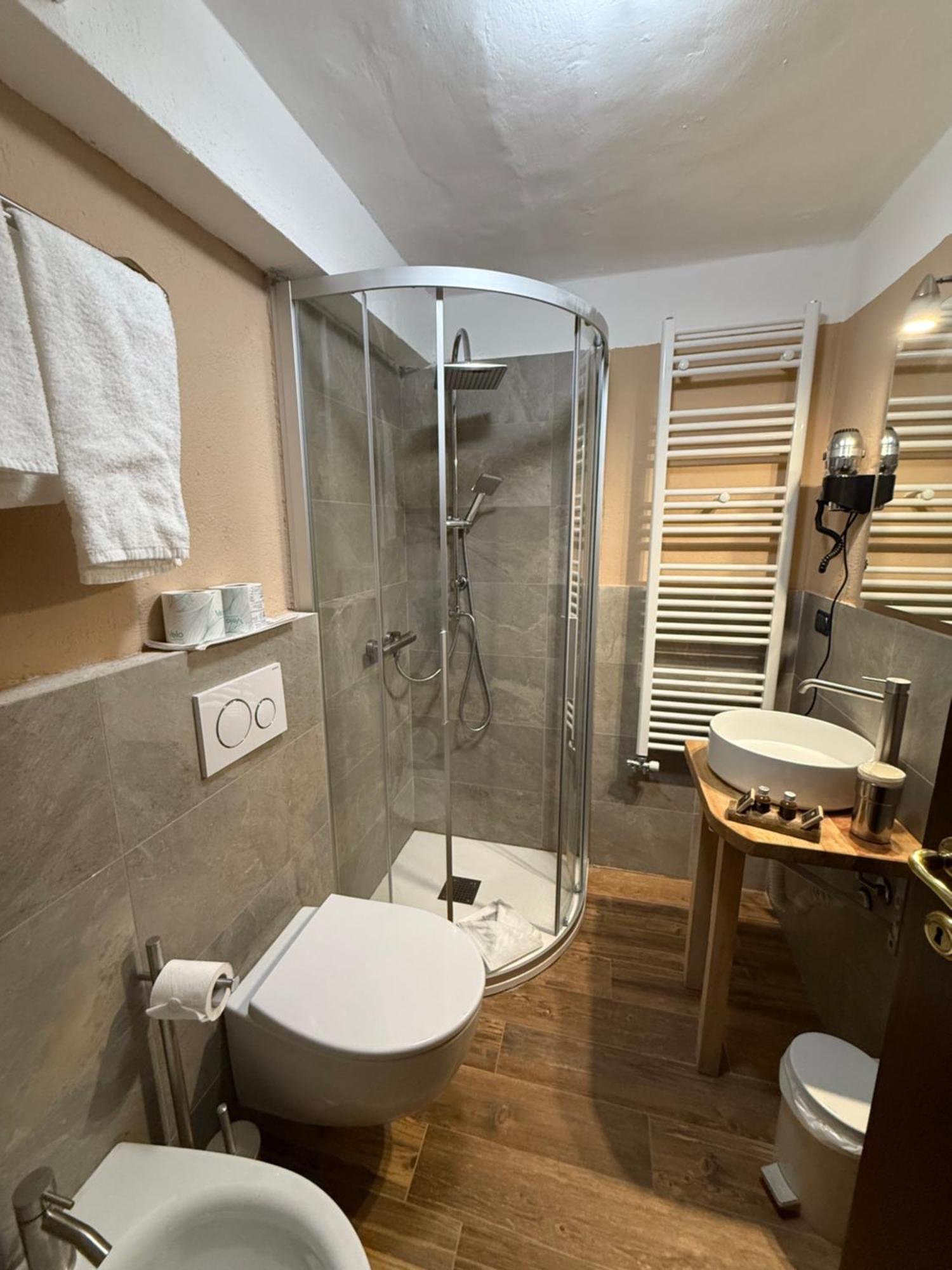 Hotel Jumeaux بيريوِل تْشيرفينيا المظهر الخارجي الصورة