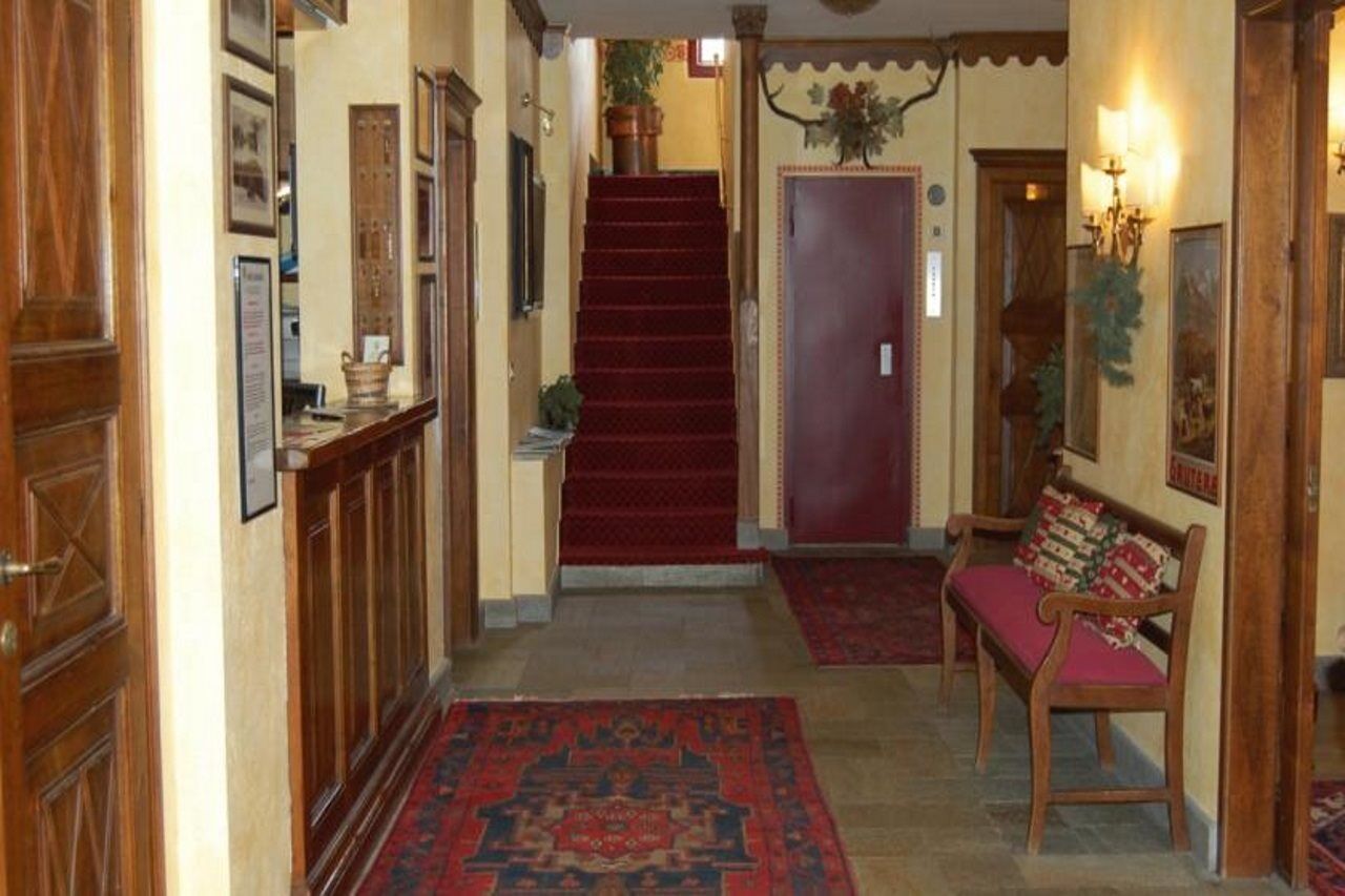 Hotel Jumeaux بيريوِل تْشيرفينيا المظهر الخارجي الصورة
