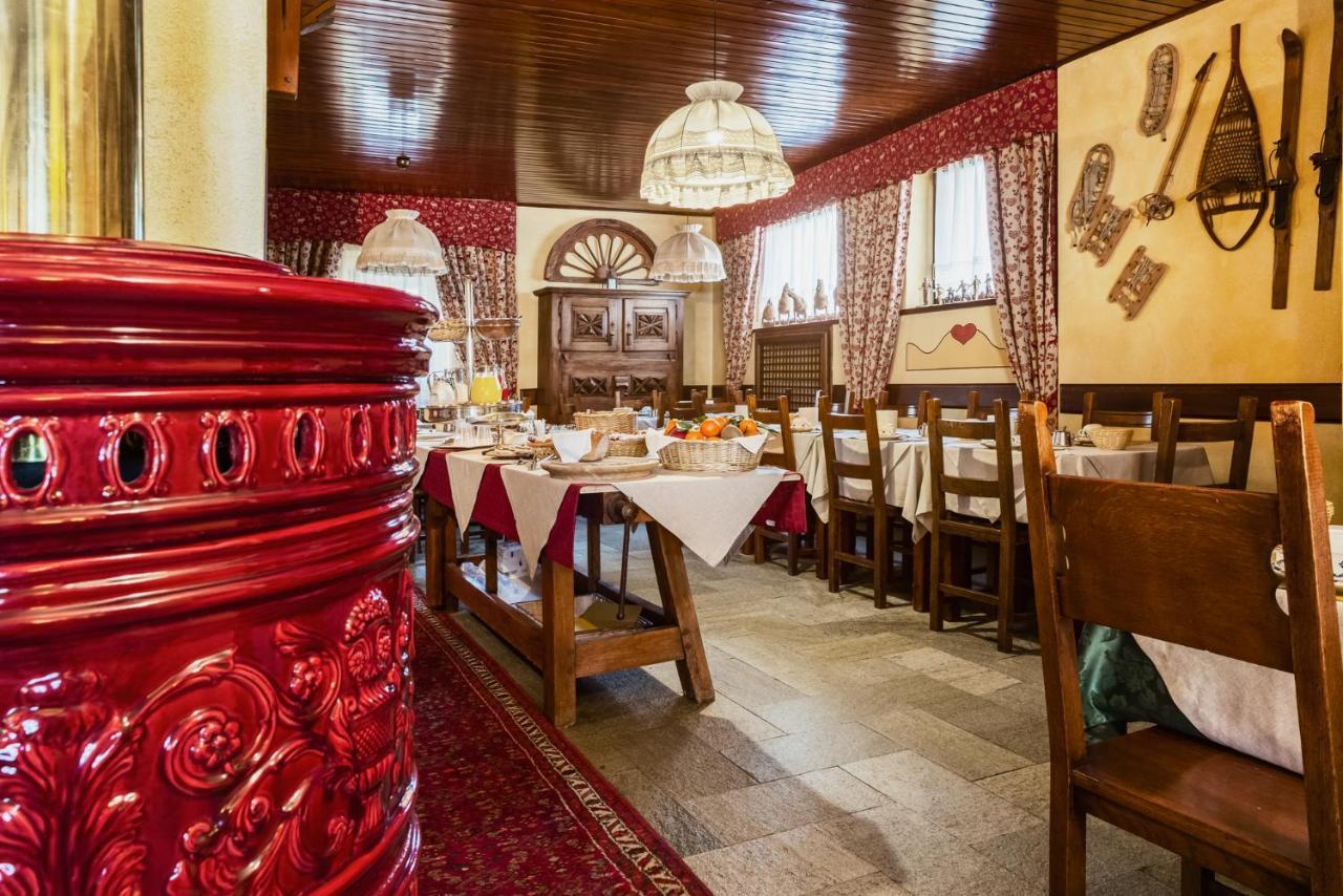 Hotel Jumeaux بيريوِل تْشيرفينيا المظهر الخارجي الصورة
